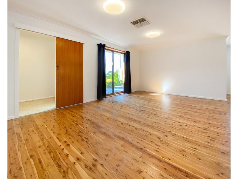 517 McKenzie Street, Lavington NSW 2641