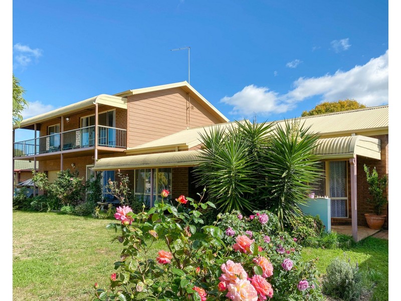 47 St Andrews Circuit, Thurgoona NSW 2640