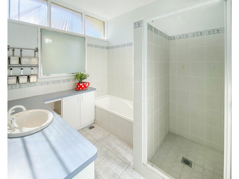 379 Allawah Street, North Albury NSW 2640