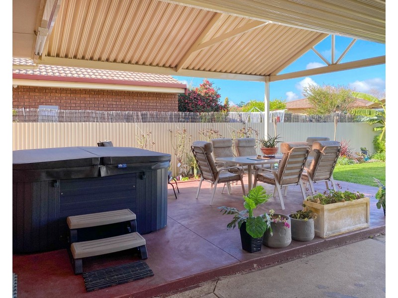 361 Shelley Avenue, Lavington NSW 2641