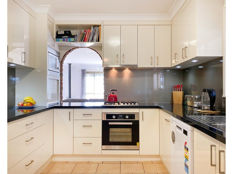 361 Shelley Avenue, Lavington NSW 2641