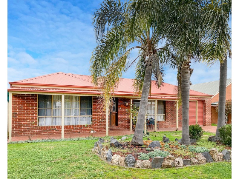 422 Tumgarra Place, Lavington NSW 2641