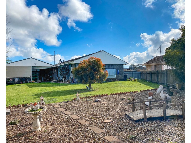 496 Palcas Court, Lavington NSW 2641