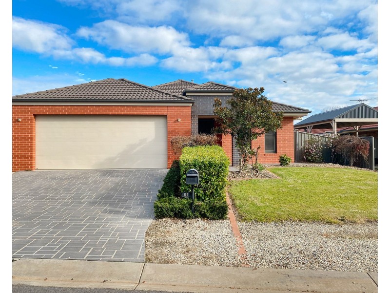 91 Egret Way, Thurgoona NSW 2640