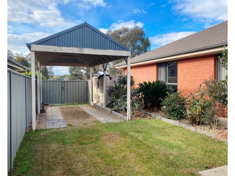 91 Egret Way, Thurgoona NSW 2640