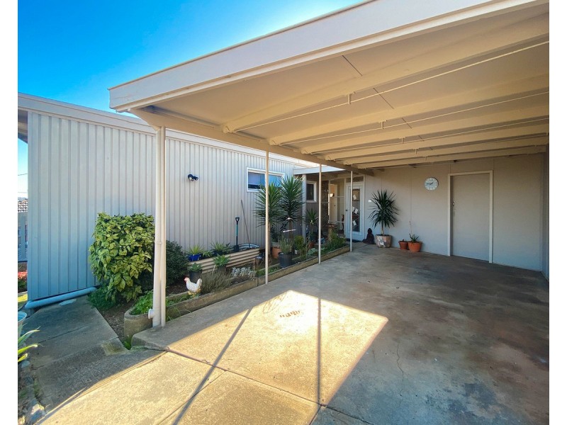 282 Ashman Avenue, East Albury NSW 2640