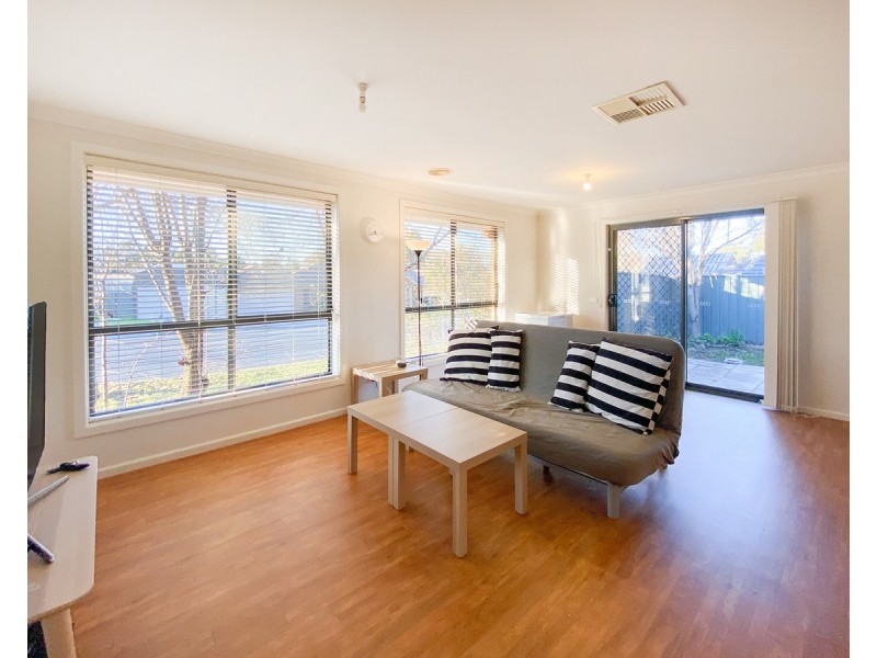 1/3 Swallow Street, Thurgoona NSW 2640