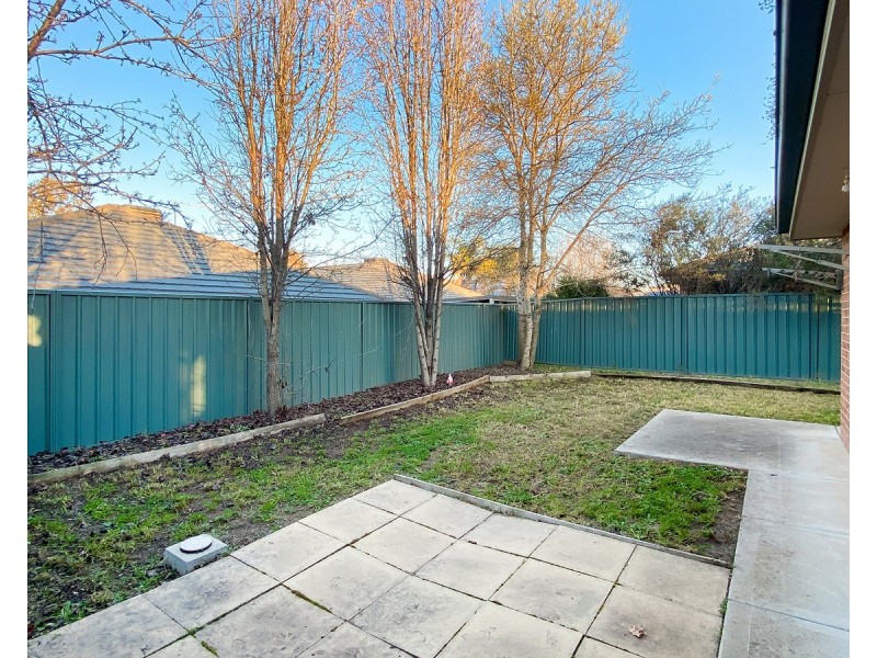 1/3 Swallow Street, Thurgoona NSW 2640