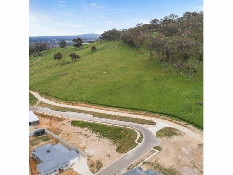 13 Dempster Place, Leneva VIC 3691