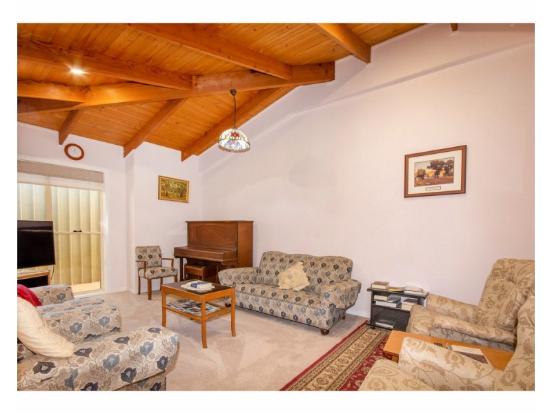 106 – 108 Short Street, Howlong NSW 2643