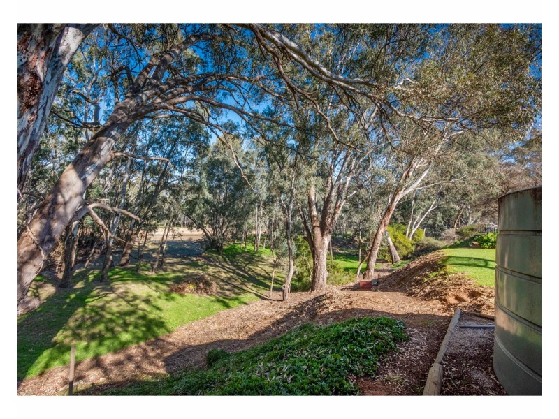 106 – 108 Short Street, Howlong NSW 2643