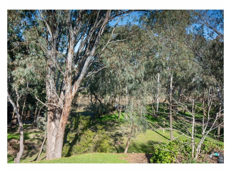 106 – 108 Short Street, Howlong NSW 2643