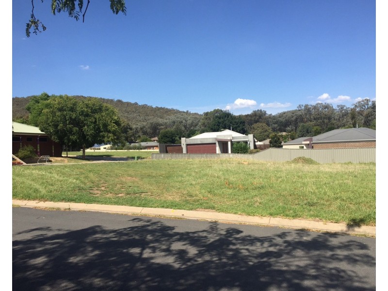 10 Mulga Place, West Albury NSW 2640