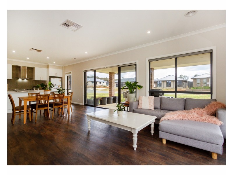 22 Tweed Court, Thurgoona NSW 2640