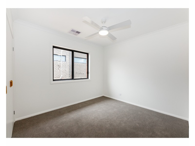 6 Billabong Place, Thurgoona NSW 2640