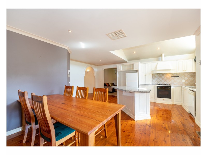 832 Miller Street, West Albury NSW 2640