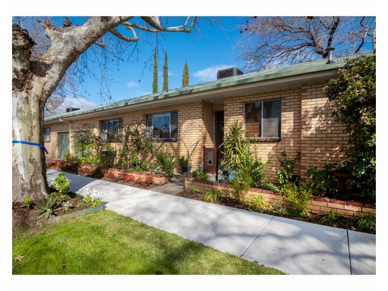 1/540 Thurgoona Street, Albury NSW 2640