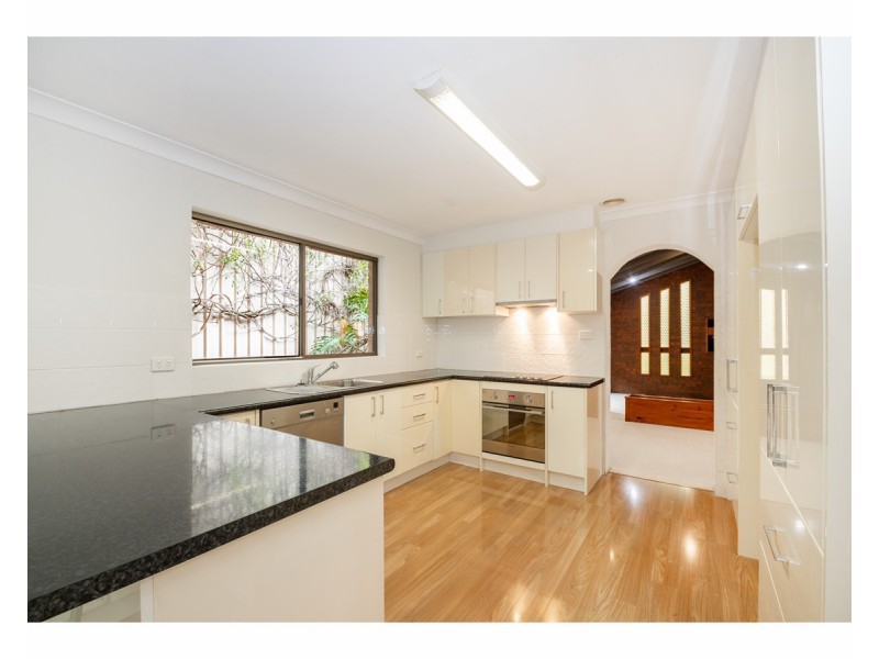 12 Michelle Avenue, Lavington NSW 2641