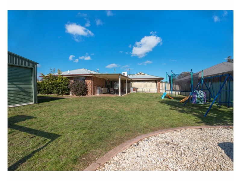 76 Adams Street, Jindera NSW 2642