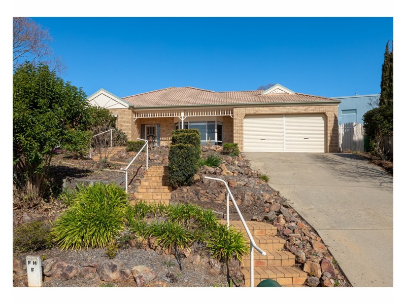 15 Orchard Way, Lavington NSW 2641