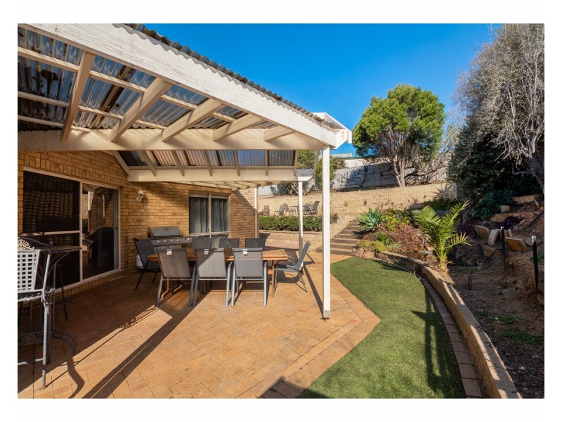 15 Orchard Way, Lavington NSW 2641