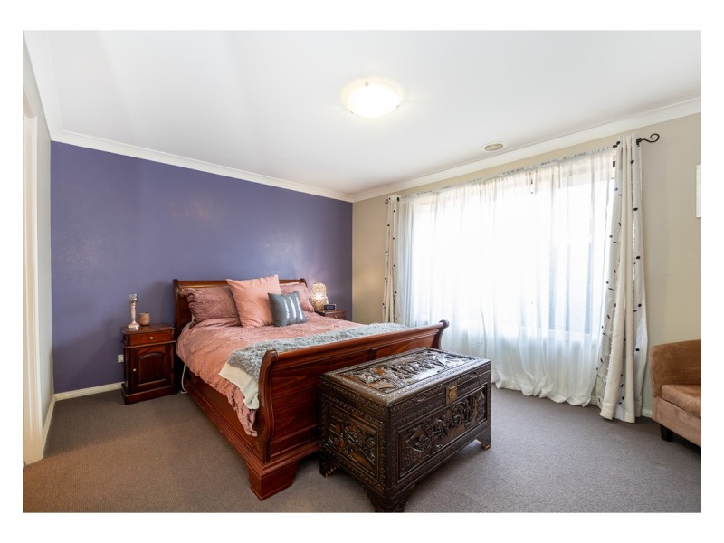 37 Whitebox Circuit, Thurgoona NSW 2640