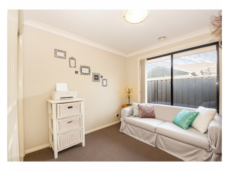 37 Whitebox Circuit, Thurgoona NSW 2640