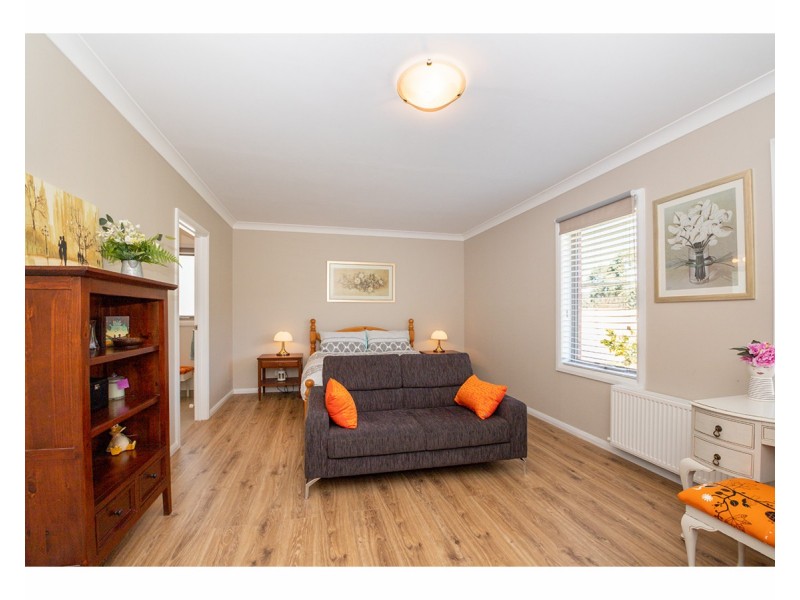 109 Greta Drive, Hamilton Valley NSW 2641