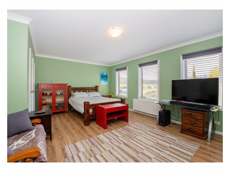 109 Greta Drive, Hamilton Valley NSW 2641