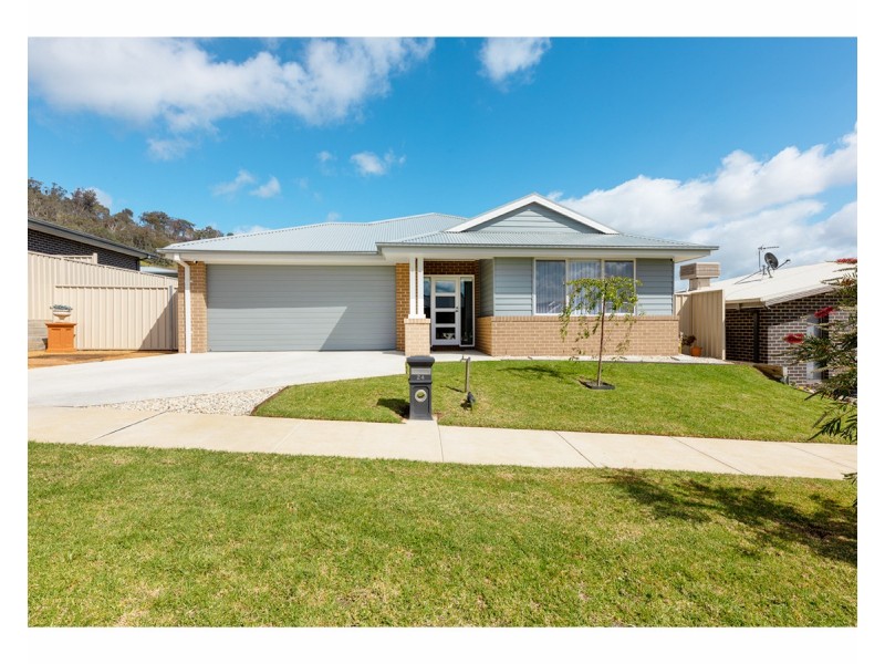 24 Lowerson Way, Wodonga VIC 3690