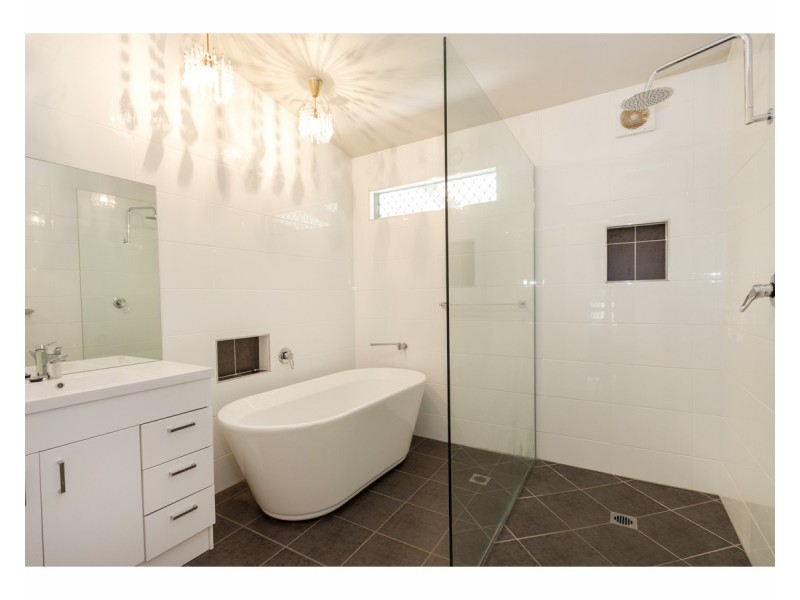 1064 Wingara Street, North Albury NSW 2640