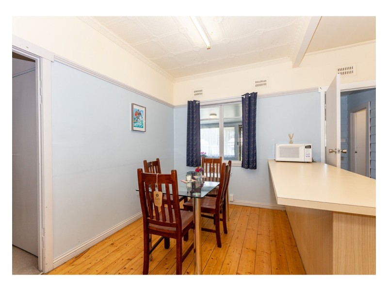 6 Spotted Gum Drive, Lake Hume Village NSW 3691