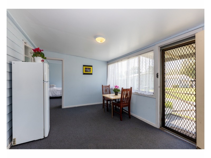 6 Spotted Gum Drive, Lake Hume Village NSW 3691