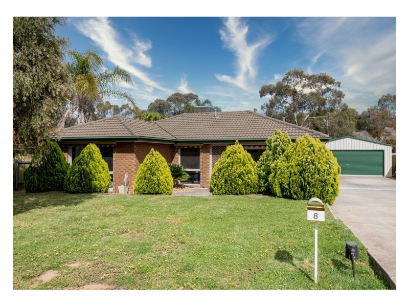 8 Decora Place, Thurgoona NSW 2640