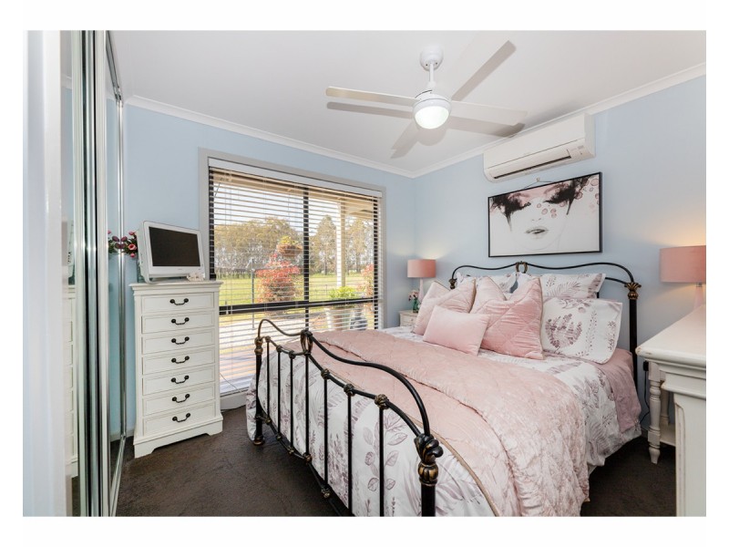 3 Buckland Court, Burrumbuttock NSW 2642