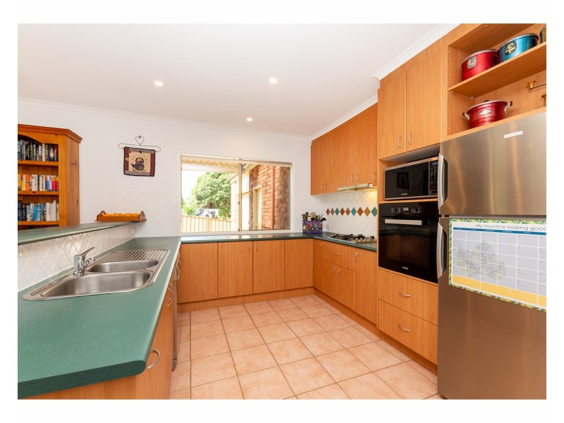 2 Pinnibar Court, Thurgoona NSW 2640