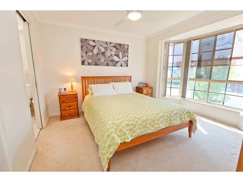 39 Dunne Crescent, Thurgoona NSW 2640