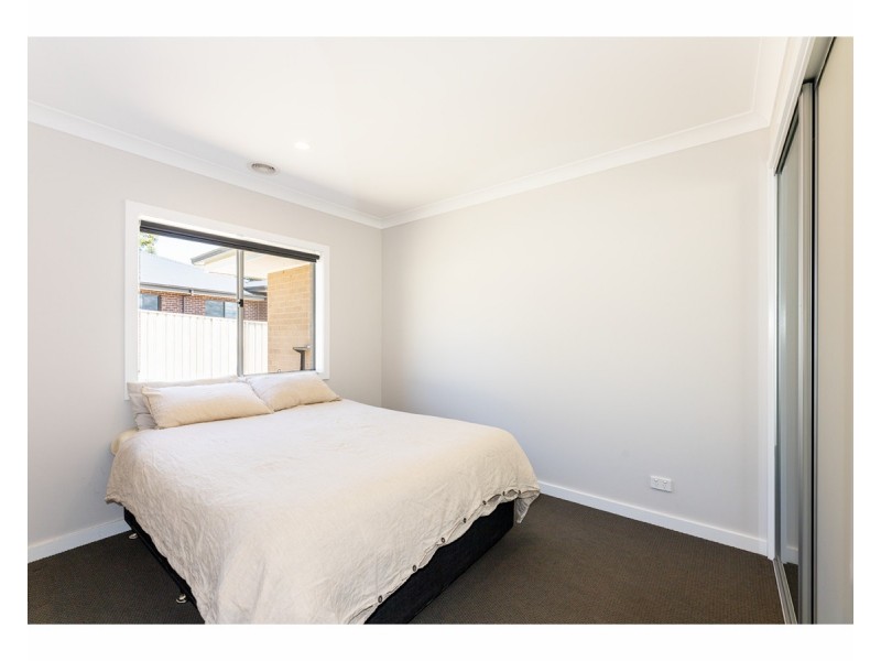 72 Stockman Circuit, Thurgoona NSW 2640