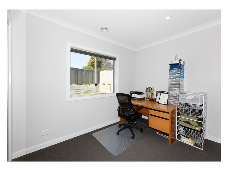 72 Stockman Circuit, Thurgoona NSW 2640