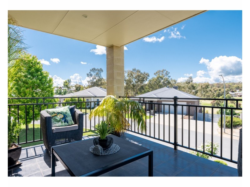 28 Newton Circuit, Thurgoona NSW 2640