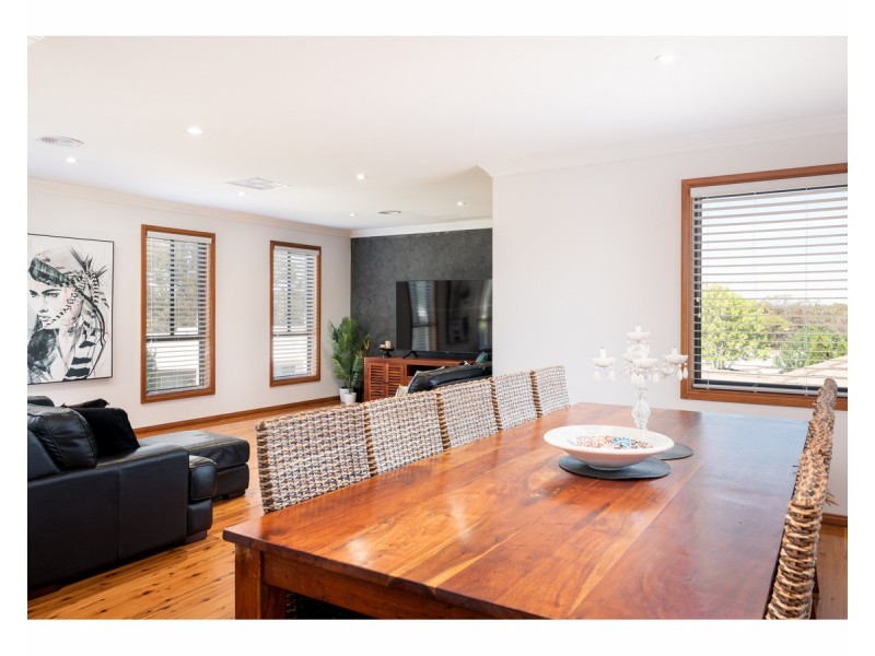 28 Newton Circuit, Thurgoona NSW 2640