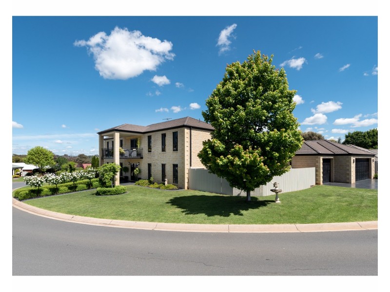 28 Newton Circuit, Thurgoona NSW 2640