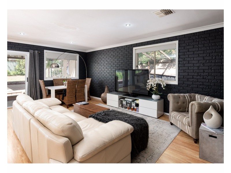 14 Stewart Court, Thurgoona NSW 2640