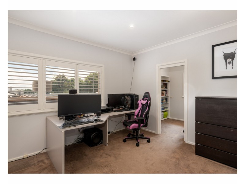 206 Bernhardt Street, East Albury NSW 2640