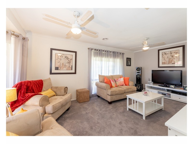 14 Decora Place, Thurgoona NSW 2640