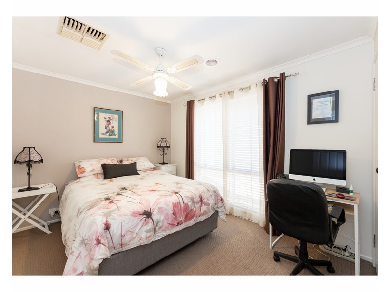 14 Decora Place, Thurgoona NSW 2640