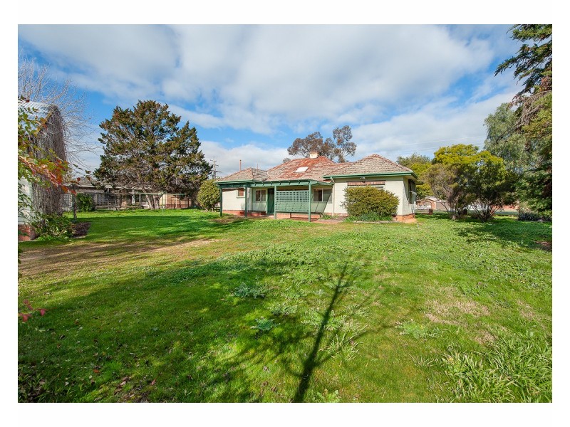 98 Balfour Street, Culcairn NSW 2660