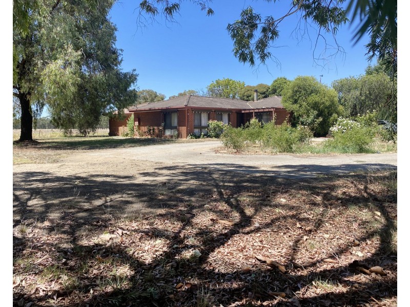 631 Lookout Road, Walla Walla NSW 2659