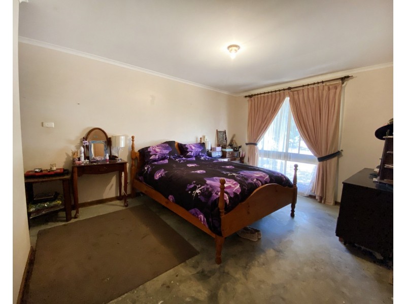 631 Lookout Road, Walla Walla NSW 2659