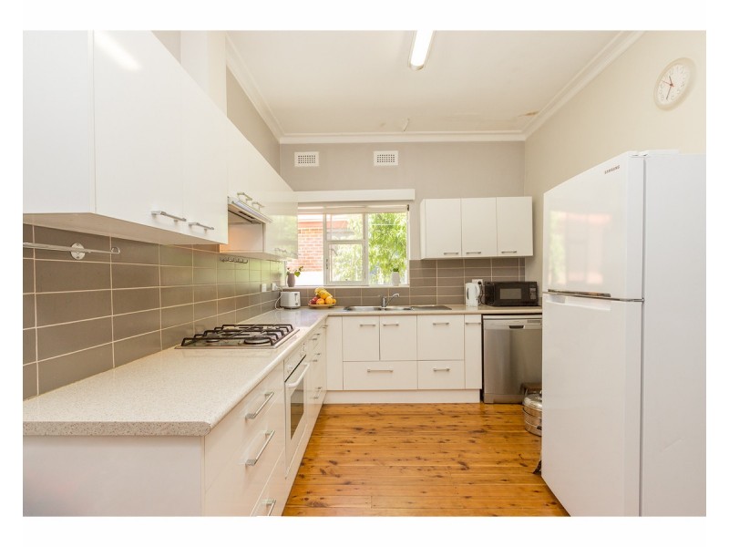 415 Olive Street, South Albury NSW 2640